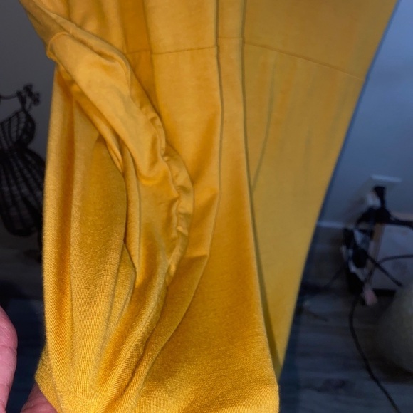 Miracle Yellow Sheath Midi Dress with Crew Neck - Picture 5 of 7